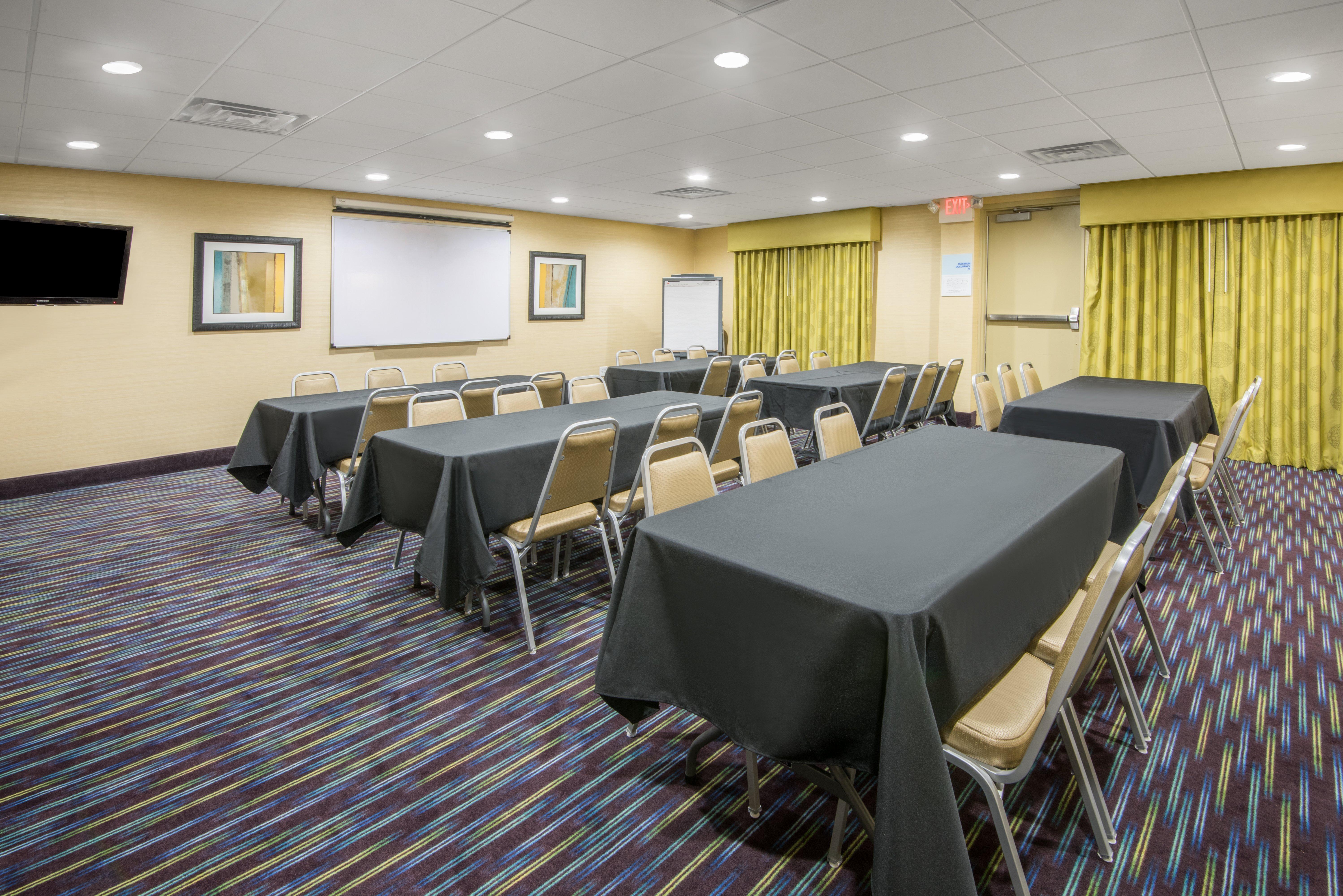 Holiday Inn Express Hotel & Suites Ashland By Ihg Exteriör bild